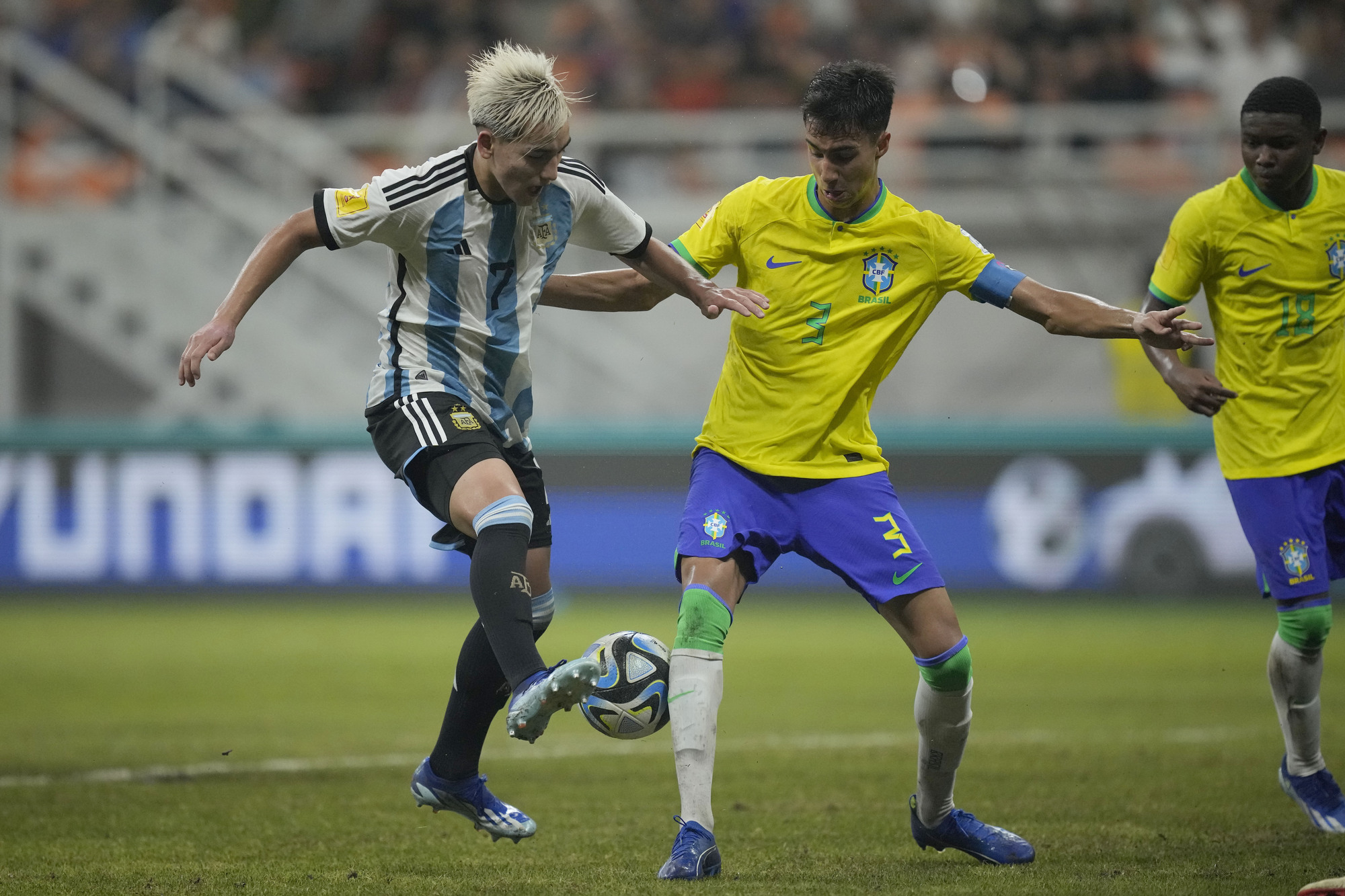 Man City sign Brazilian defender Vitor Reis on long-term deal from Palmeiras