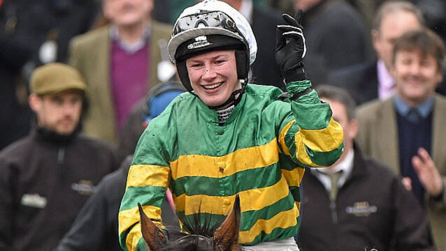 Carberry claims Foxhunter Chase with On The Fringe