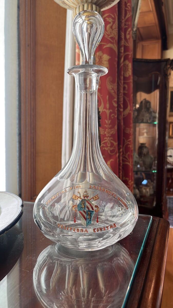 This decanter was presented to Pope Pius IX by the town of Velletri. This decanter was presented to Pope Pius IX by the town of Velletri.