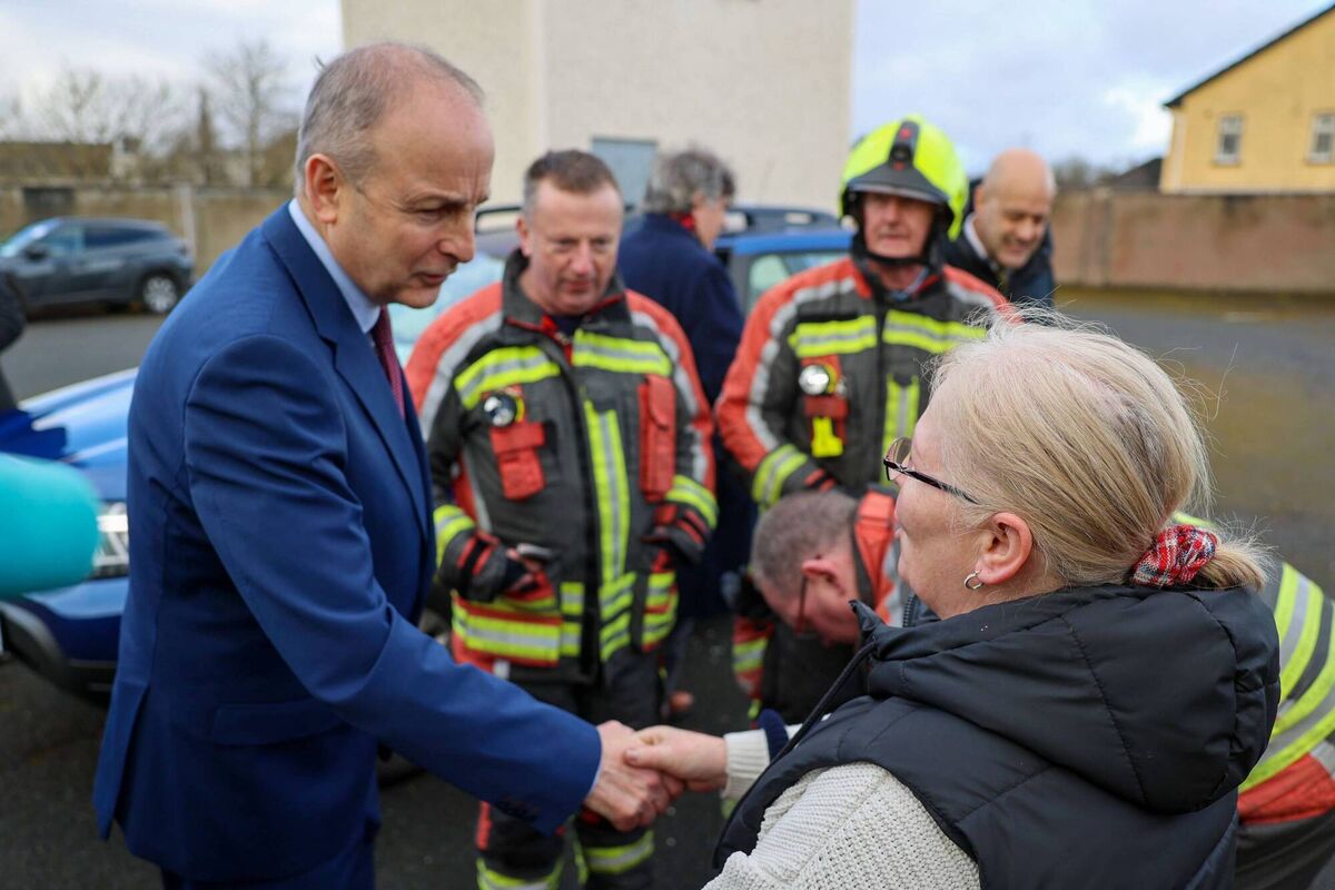 Photograph of Taoiseach Micheál Martin visiting community groups, first responders and others affected by the storm in Castlerea, Ballaghaderreen &amp; Kiltoom, Co. Roscommon. Photograph: Government Information Service