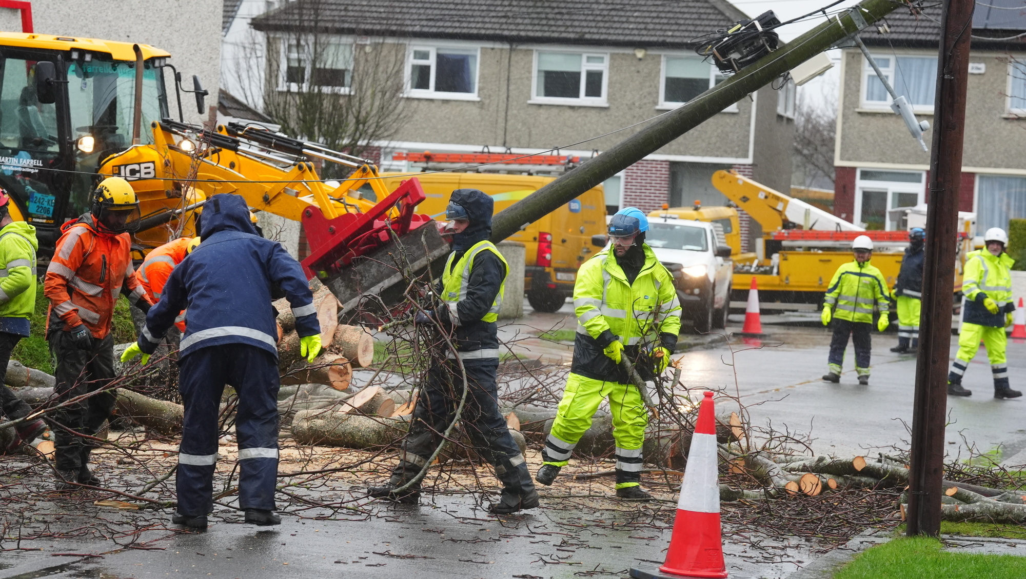 Storm Éowyn: 133,000 still without power as farmers warn of crop shortage 