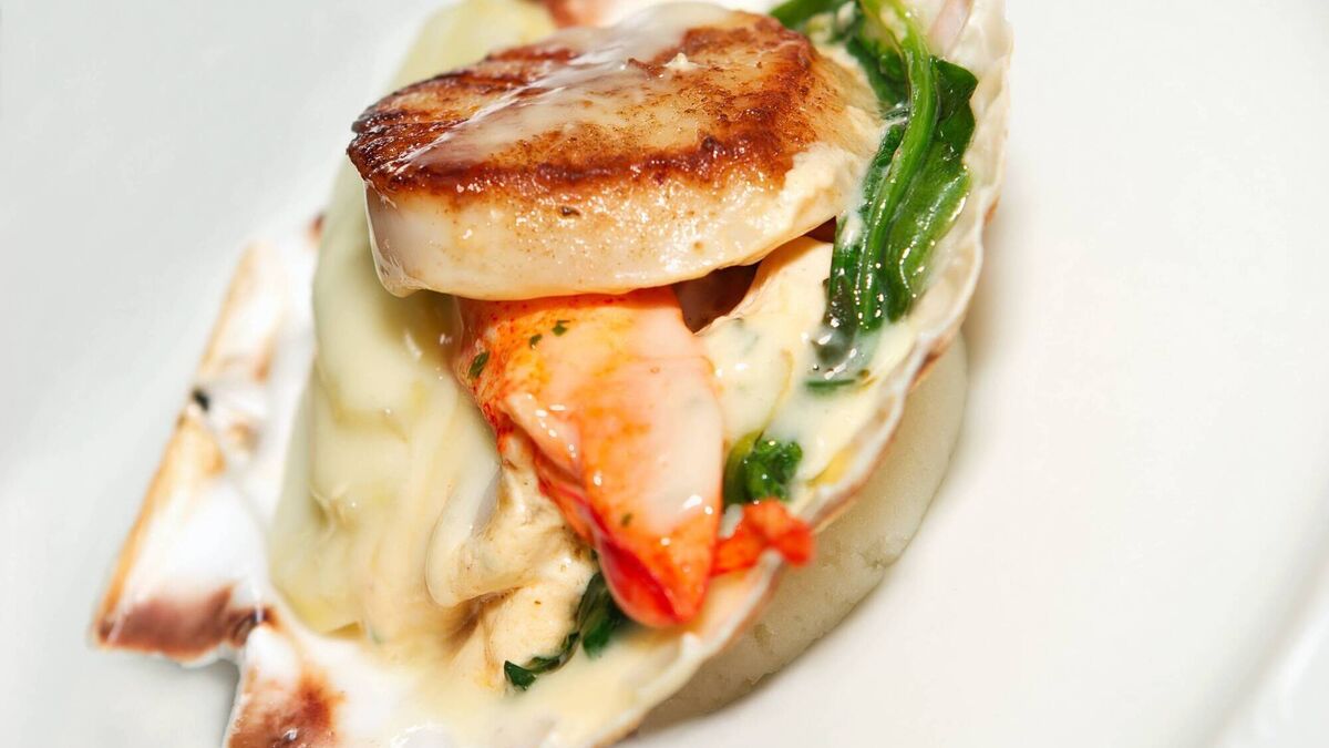 Pan-grilled Scallops with Jerusalem Artichoke Purée