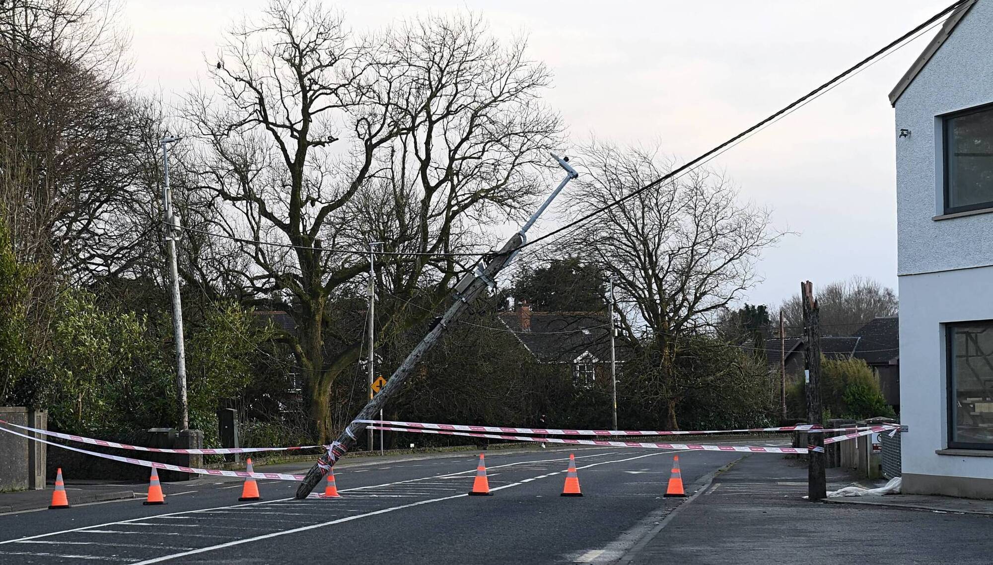 Storms and power cuts 'must prompt redesign of new homes', according to councillors