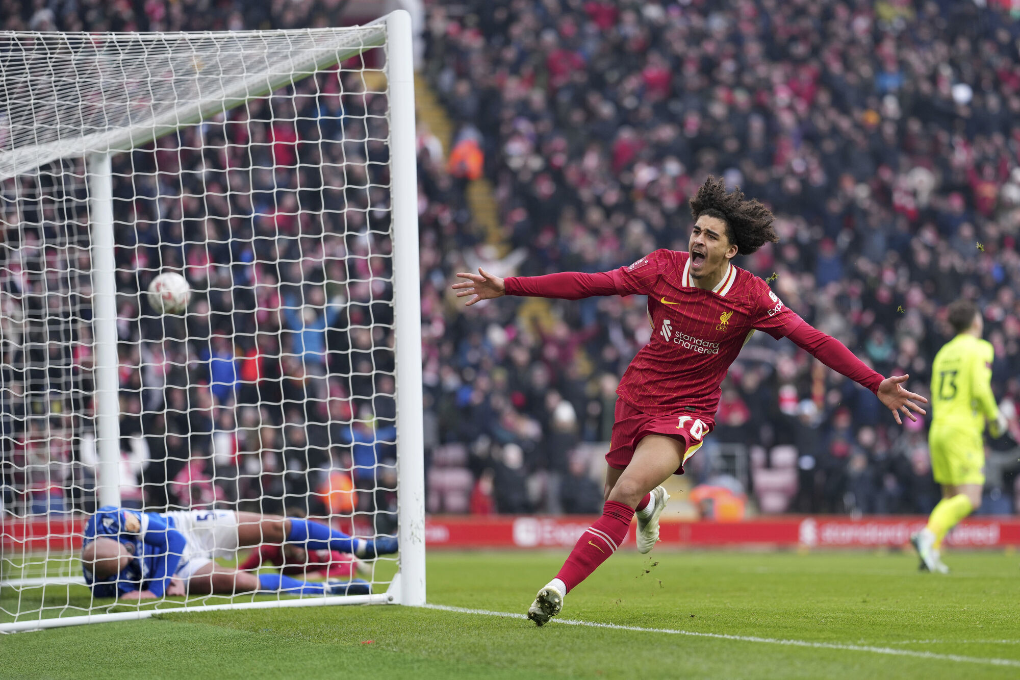 Sunderland announce loan signing of Liverpool forward Jayden Danns