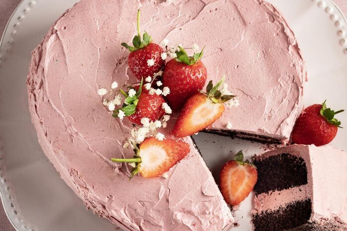 Strawberry Heart Cake
