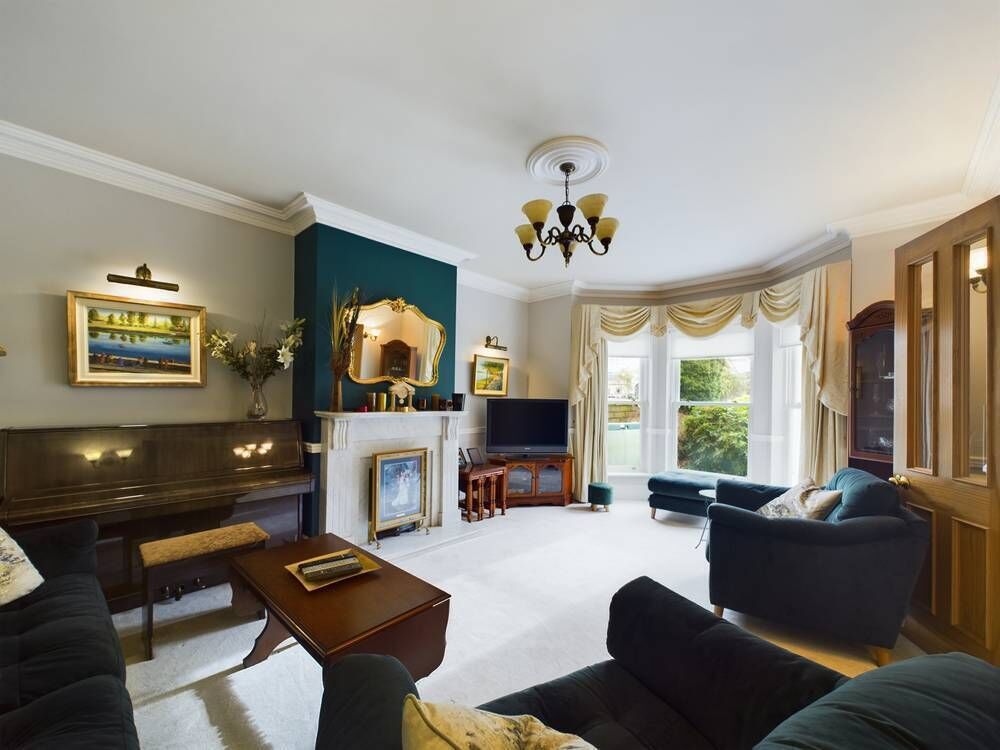 Elegant living room Elegant living room