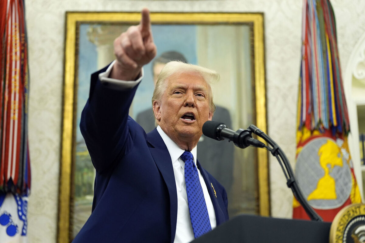 President Donald Trump speaks as Tulsi Gabbard is sworn in as the Director of National Intelligence in the Oval Office of the White House, Wednesday, Feb. 12, 2025, in Washington. (Photo/Alex Brandon)