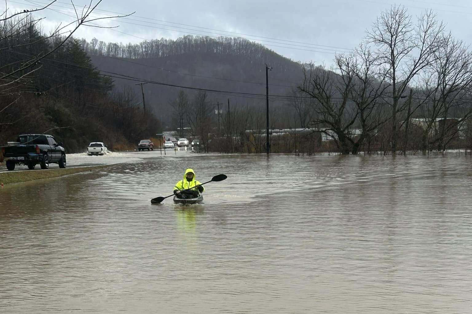 At least eight dead as parts of the US are hit by severe weather