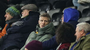 <p>WHAT'S OCCURIN': Ireland interim head coach Simon Easterby, left, and Leinster chief operations officer Guy Easterby during the United Rugby Championship match between Ospreys and Leinste. Pic: Chris Fairweather/Sportsfile</p>