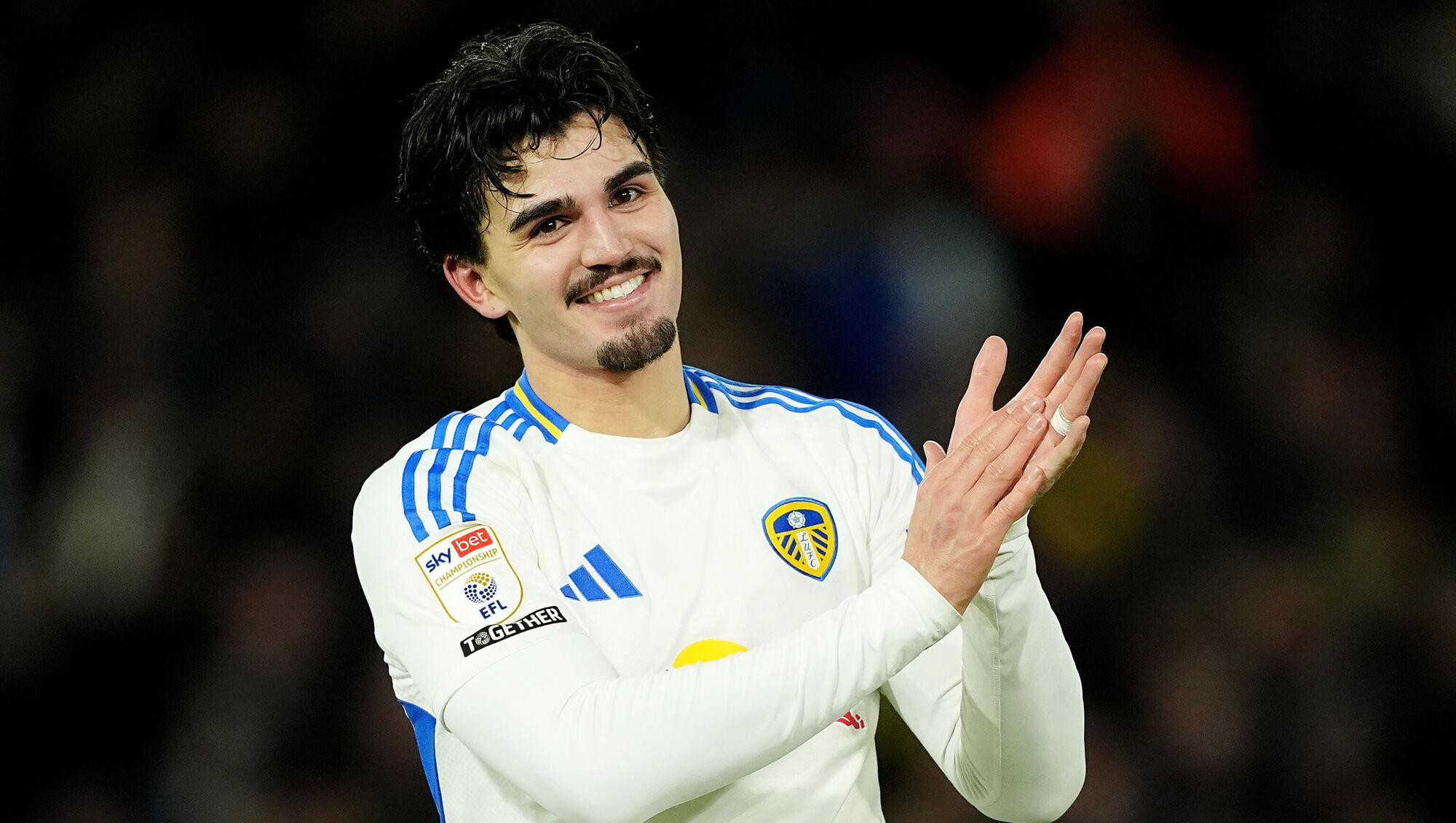 Pascal Struijk's 95th minute winner sends Leeds top of the Championship