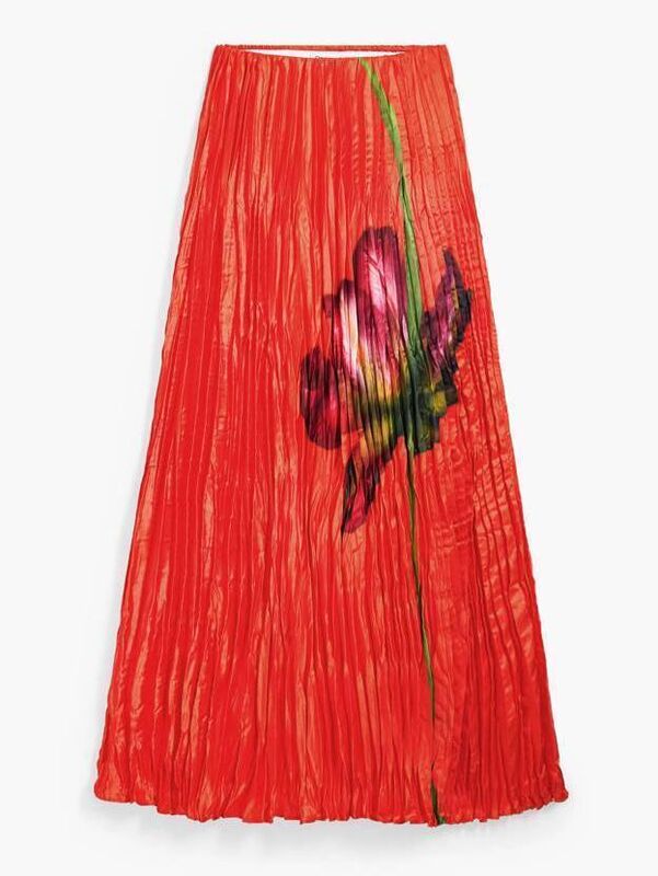 Floral texture skirt, Desigual, €109 Floral texture skirt, Desigual, €109