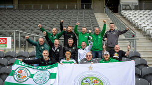 <p>Celtic FC player Adam Idah meets fans from the Cork Celtic Supporters Club at the launch of the Cork Super Cup at SuperValu Pairc Ui Chaoimh. Pic: ©INPHO/Morgan Treacy</p>