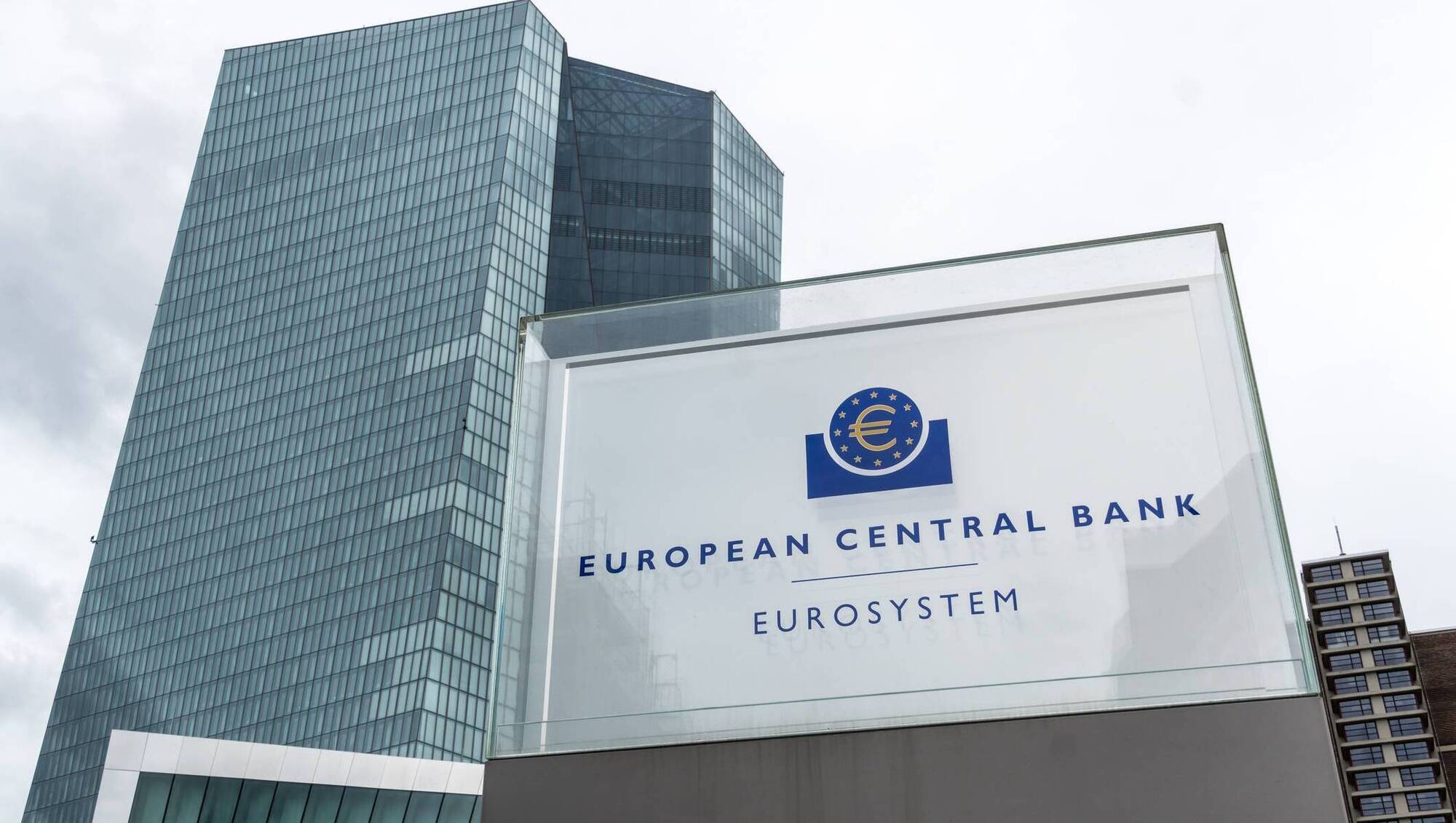 ECB narrowly avoids payment disaster after tech issue meltdown