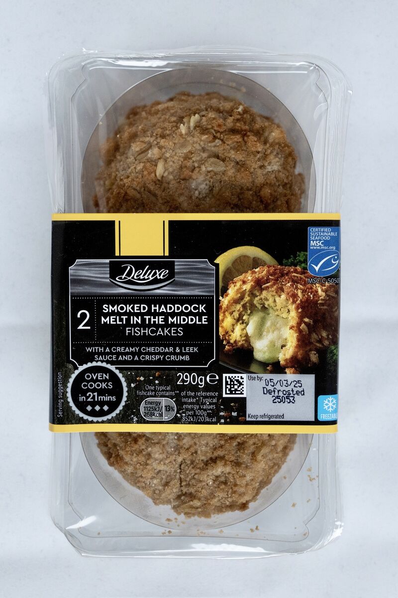 Lidl Deluxe two smoked haddock fishcakes 290g €2.99