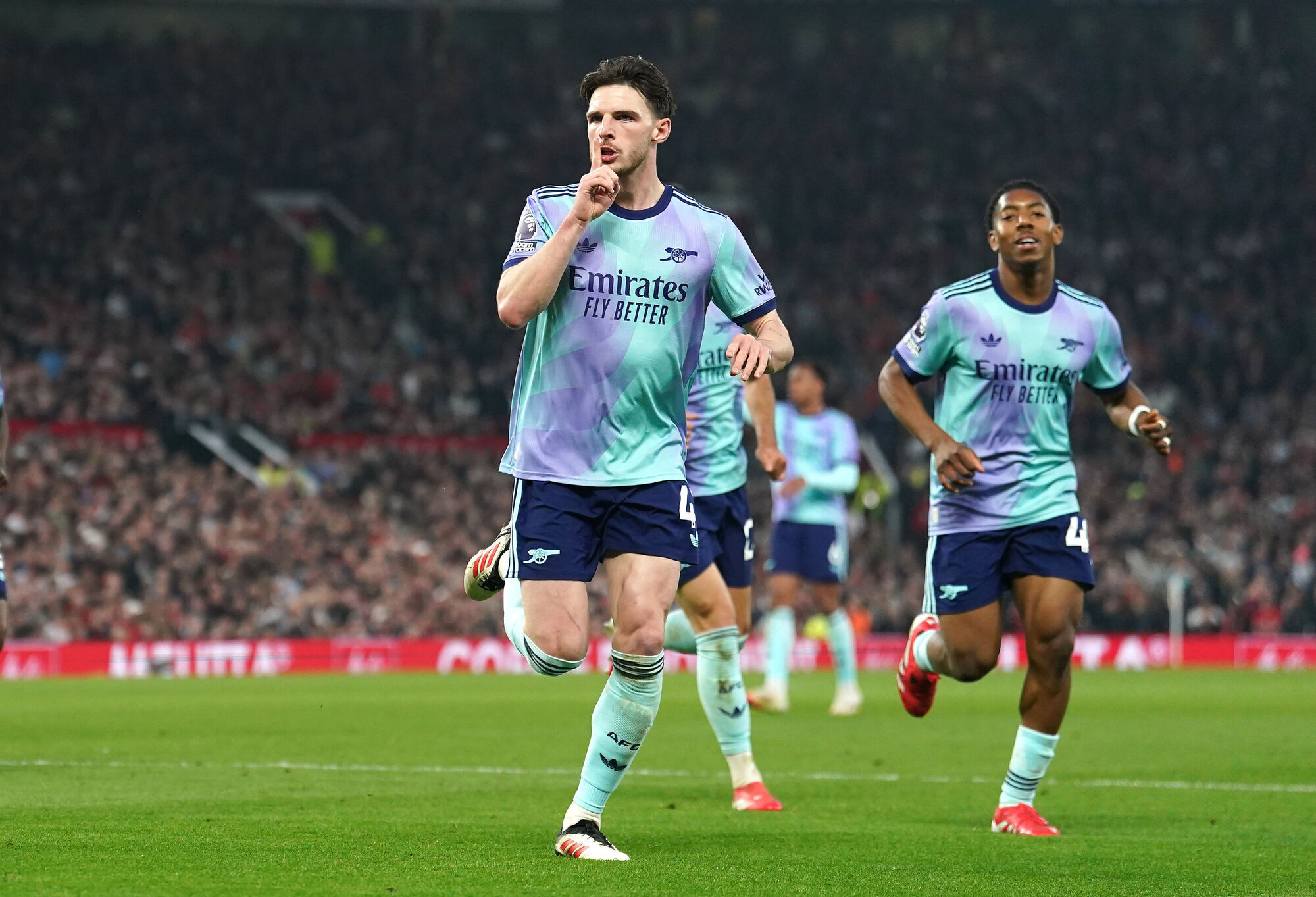 Rice counters Fernandes opener to rescue point at Old Trafford 
