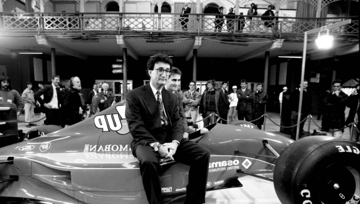 Eddie Jordan with the Jordan F1 car. Pic: ©INPHO/Billy Stickland