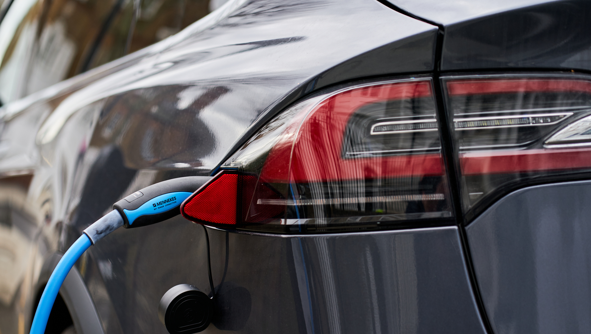 Price and reliability main reasons stopping drivers buying an electric car, survey finds