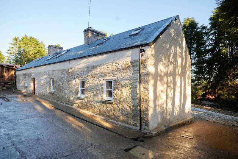 The exterior of the Knocknagoshel property.