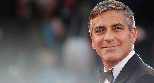Italian town hikes up fines for Clooney stalkers