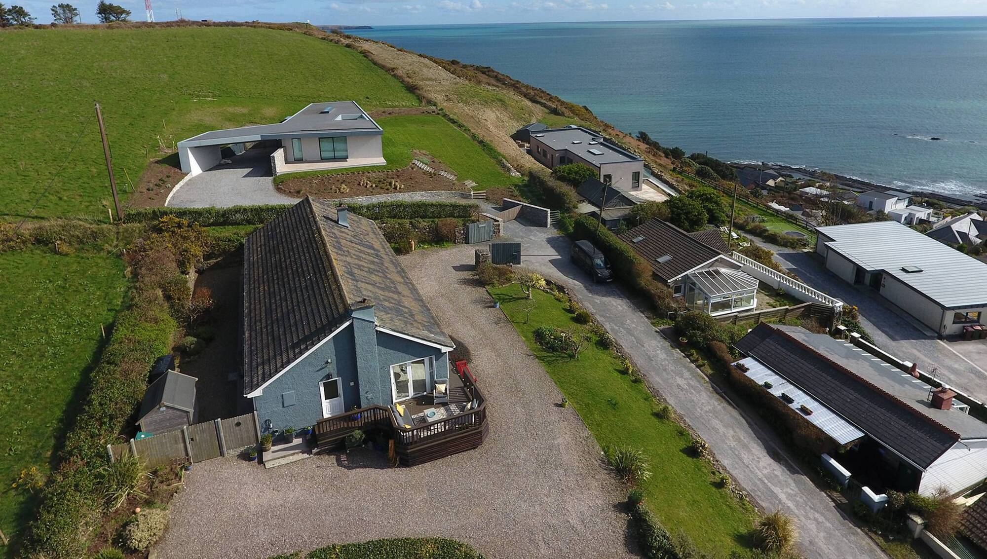 €695k Hawksview has buyers swooping in as sea views spark bidding war