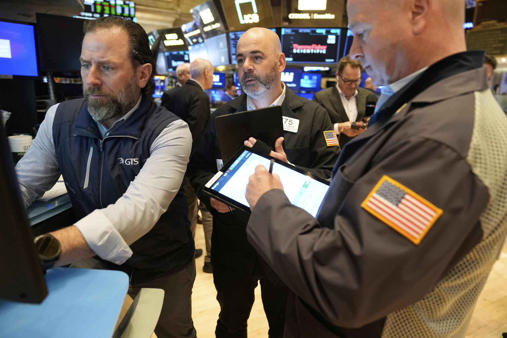 Wall Street slump continues as hopes of tariff concessions fade