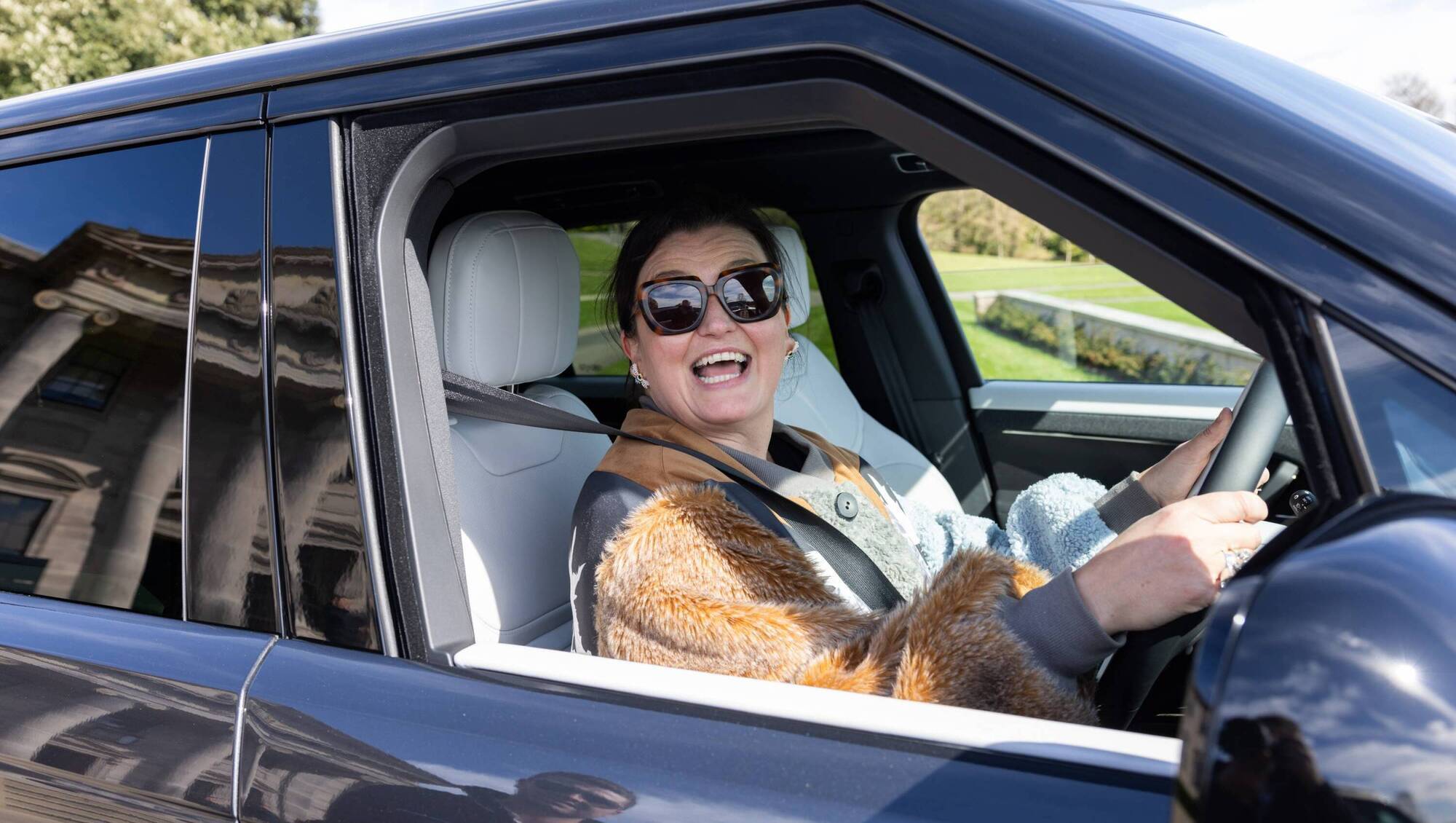 Esther McCarthy: Are women better communicators? When we're lost in a luxury car, yes