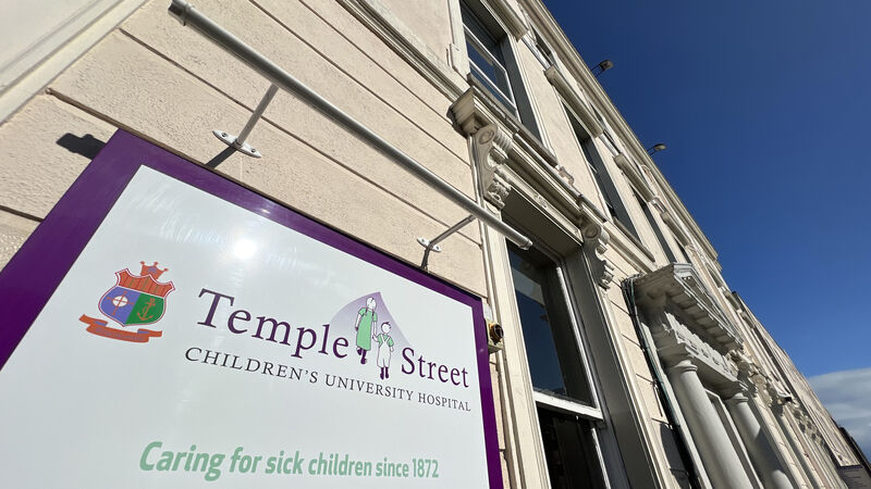 Minister vows to meet families after damning Hiqa review of spinal surgeries