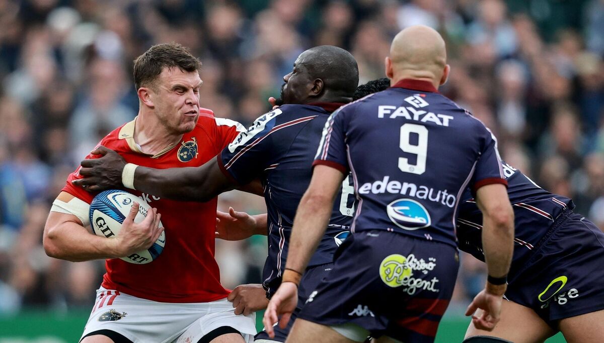 SEMI-FINAL BOOKED: Munster's Tom Farrell with Mahamadou Diaby of Bordeaux. Pic: ©INPHO/Dan Sheridan