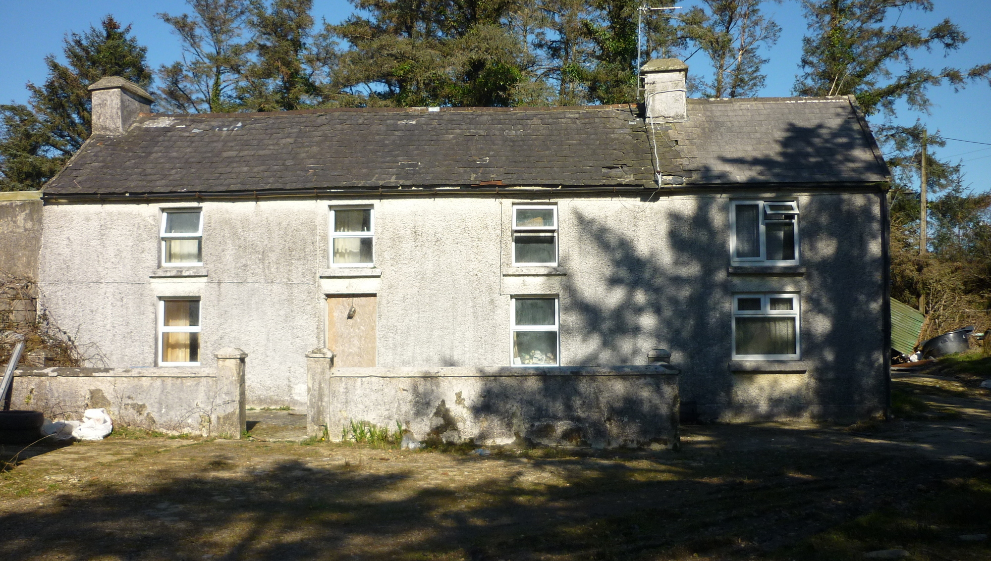 74-acre farm overlooking Bantry Bay hits market for €11,000 an acre