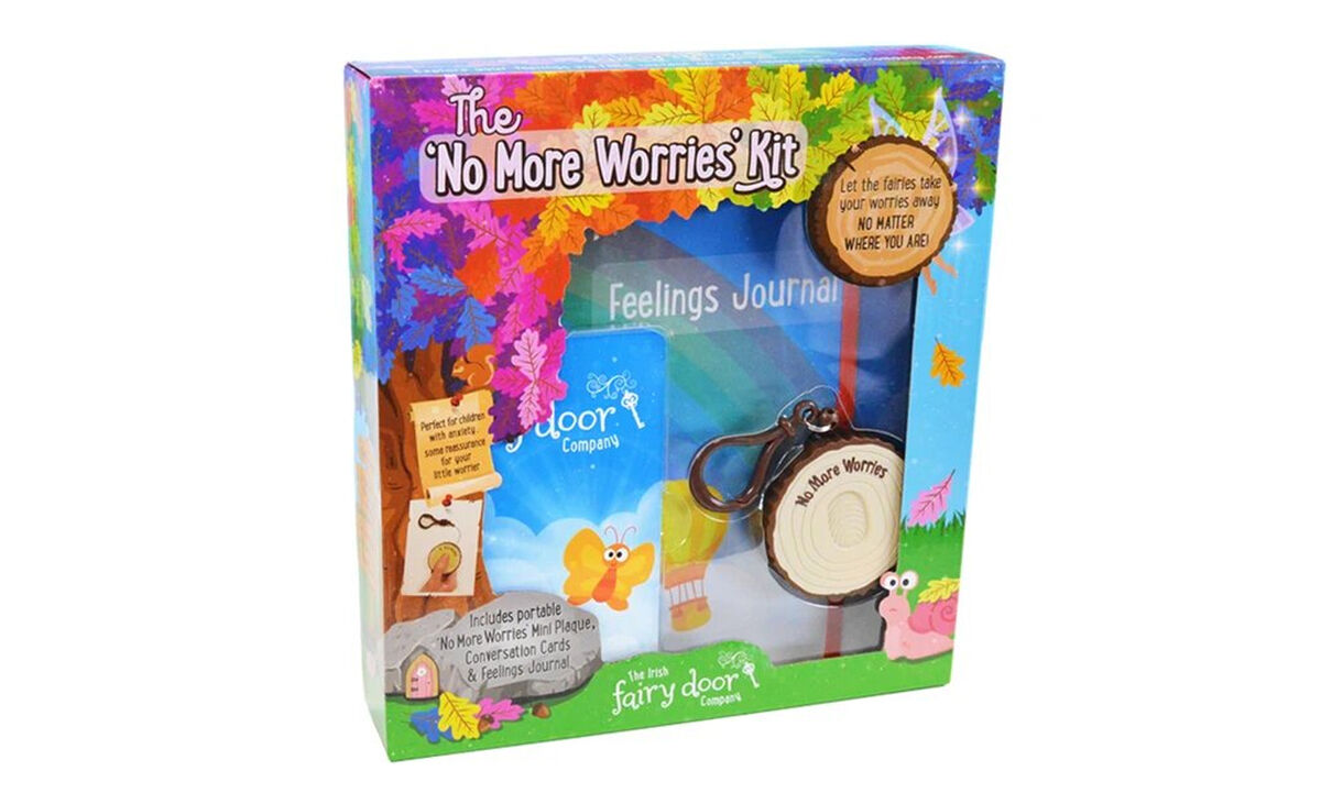 The No More Worries Kit contains a portable plaque, conversation cards and a journal. The No More Worries Kit contains a portable plaque, conversation cards and a journal.