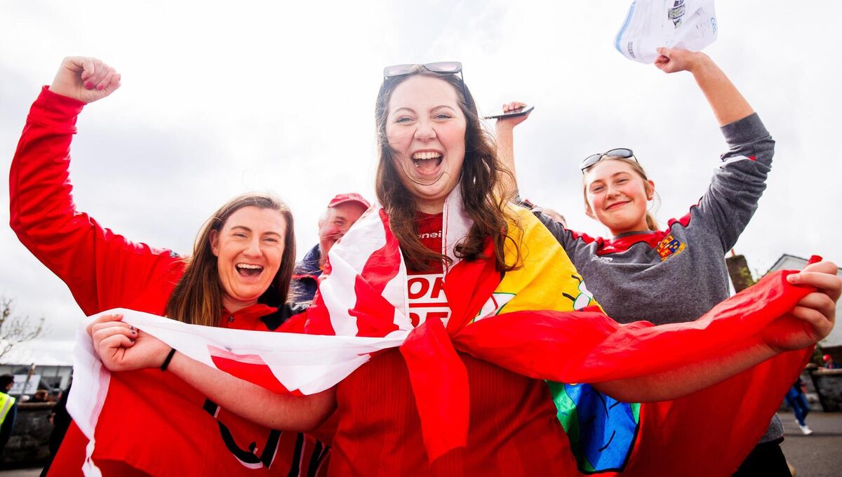 Cork supporters Niamh O’Driscoll, Ciara Walsh and Sinead Walsh ahead of the game. Pic: INPHO/Tom Maher