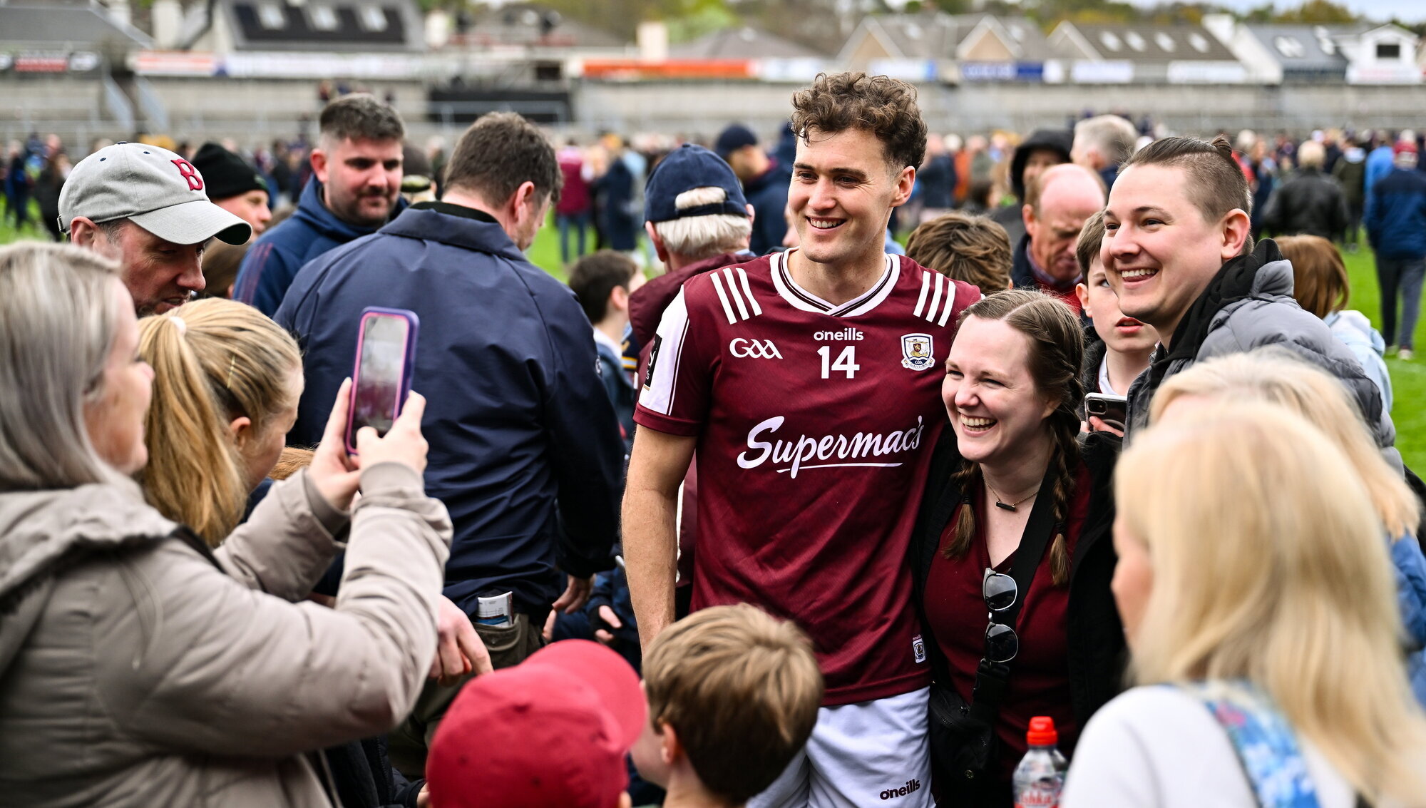 Imperious Galway stroll into Connacht decider where old rivals Mayo lie in wait
