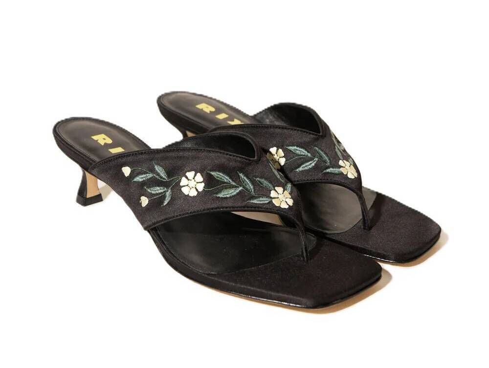 ‘Zoya’ satin sandals, RIXO, €285 ‘Zoya’ satin sandals, RIXO, €285