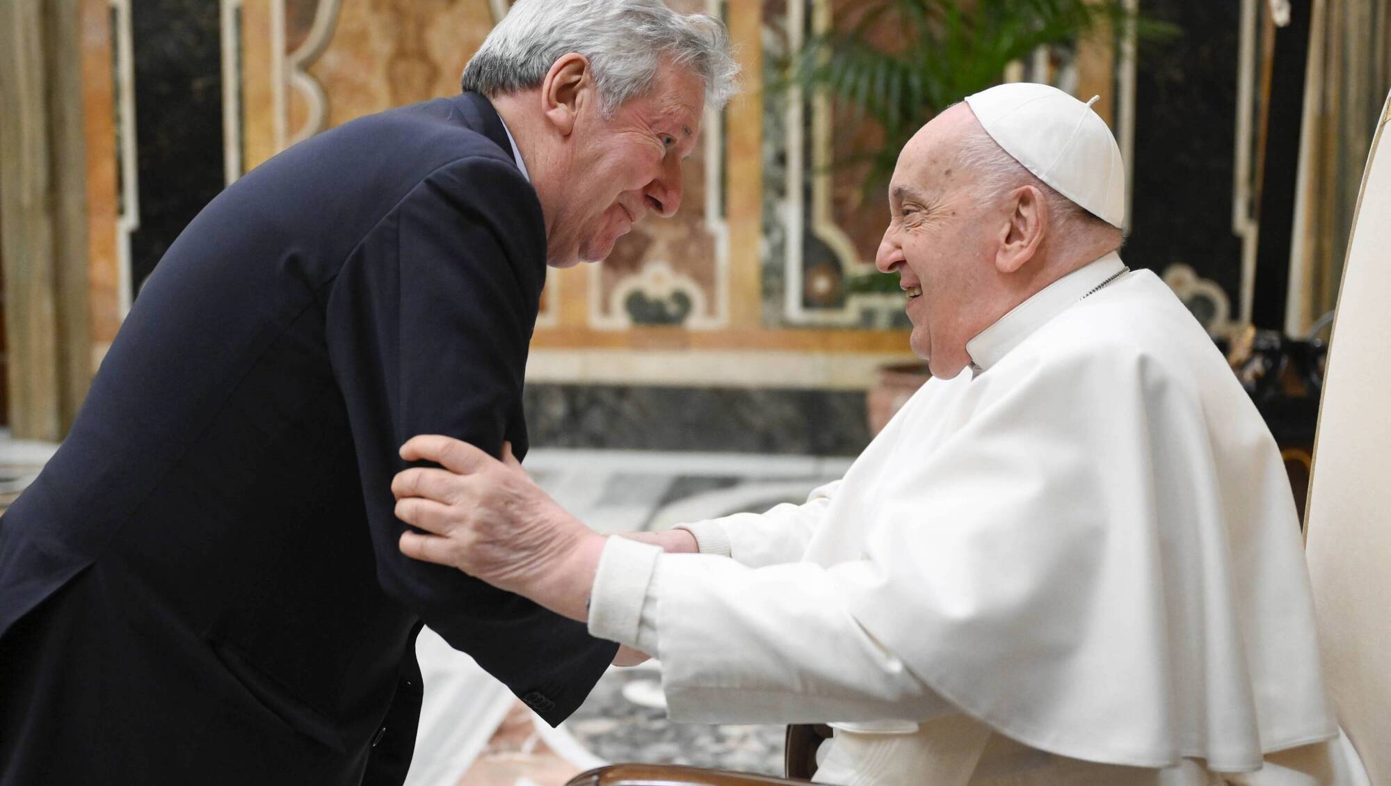 'We knew him long before he became pope: Cork journalist on his 'enduring' friendship with Pope Francis