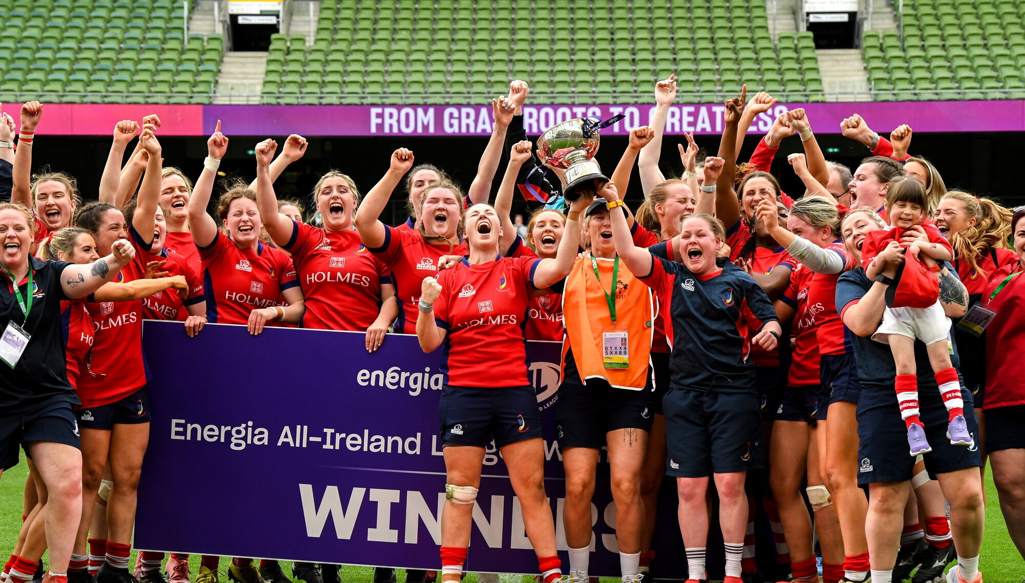 Late Cahill try secures back-to-back Women's AIL titles for UL Bohemians