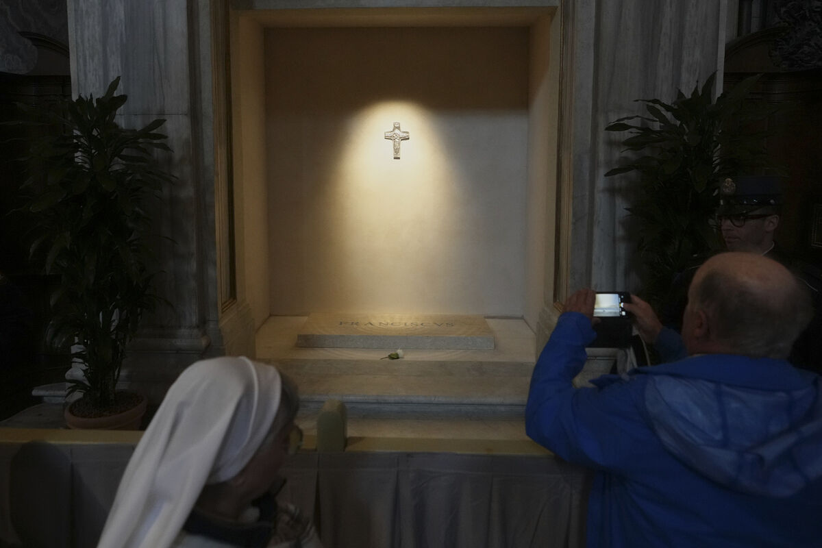 Mourners at the tomb of Pope Francis inside St Mary Major Basilica in Rome last Sunday. While the pageantry of his funeral, with its bells and smells, was symbolically stunning, it wasn’t what he wanted. File photo: AP/Alessandra Tarantino Mourners at the tomb of Pope Francis inside St Mary Major Basilica in Rome last Sunday. While the pageantry of his funeral, with its bells and smells, was symbolically stunning, it wasn’t what he wanted. File photo: AP/Alessandra Tarantino