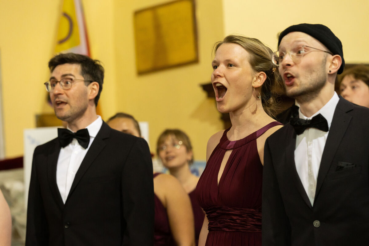 Members of the Chamber Choir of the Collegium Musicum Berlin performing in St Annes Church, Shandon. Members of the Chamber Choir of the Collegium Musicum Berlin performing in St Annes Church, Shandon.