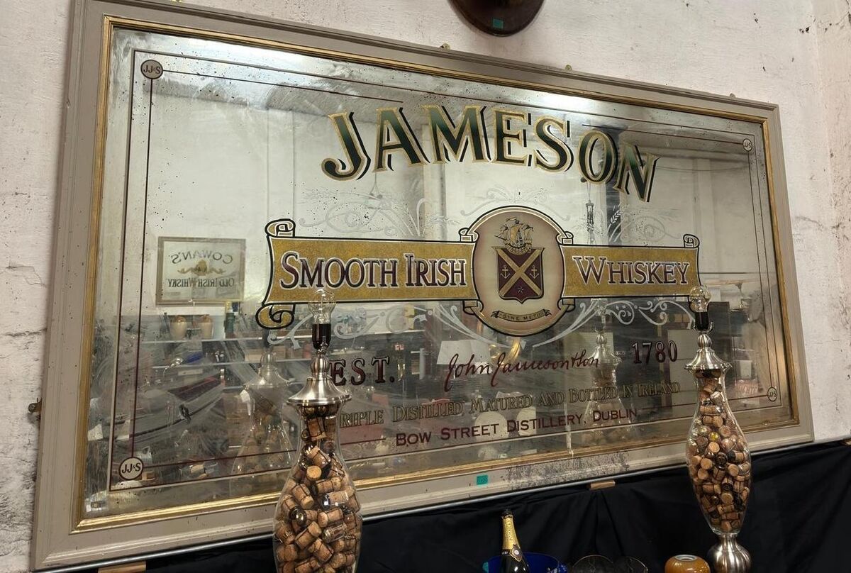 A large Jameson Whiskey mirror at Aidan Foley's sale. A large Jameson Whiskey mirror at Aidan Foley's sale.