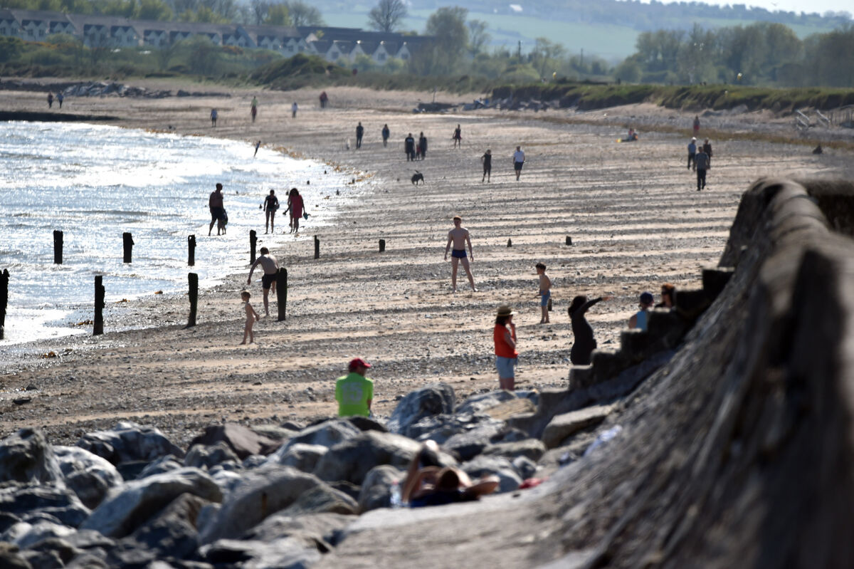 Locals take advantage of the glorious sunny weather at Youghal beach. Picture: Eddie O'Hare Locals take advantage of the glorious sunny weather at Youghal beach. Picture: Eddie O'Hare