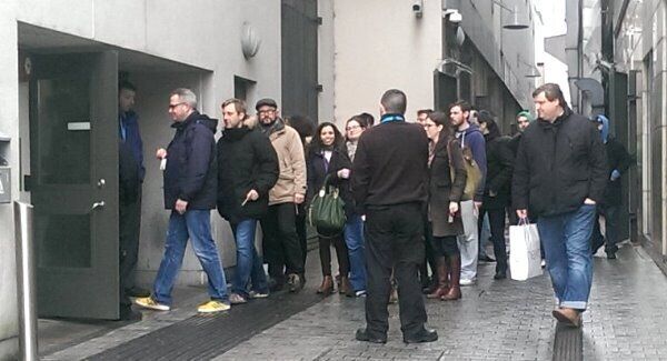 Apple staff returning to work at the Lavitt's Quay building. Pic via Kelly O'Brien.