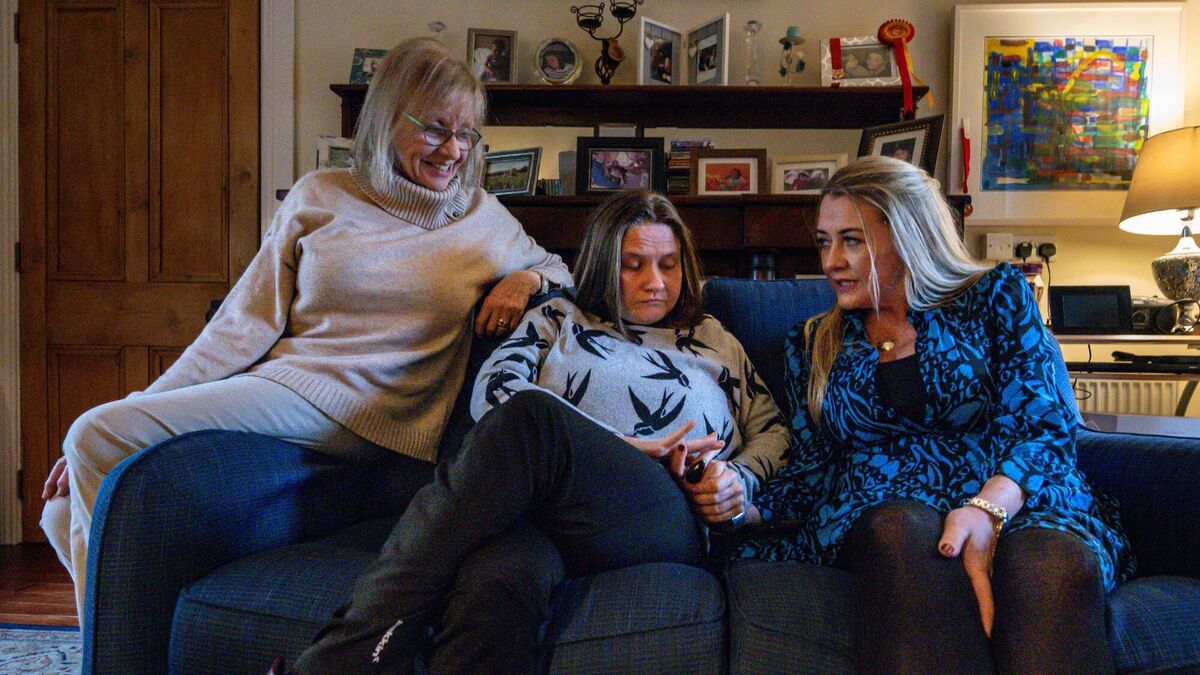 Fran O’Keeffe, centre, with her mum Nuala and sister Molly. The family waived their anonymity recently to talk about their concerns to 'Irish Examiner' reporter and photographer/videographer Chani Anderson. See link below Fran O’Keeffe, centre, with her mum Nuala and sister Molly. The family waived their anonymity recently to talk about their concerns to 'Irish Examiner' reporter and photographer/videographer Chani Anderson. See link below