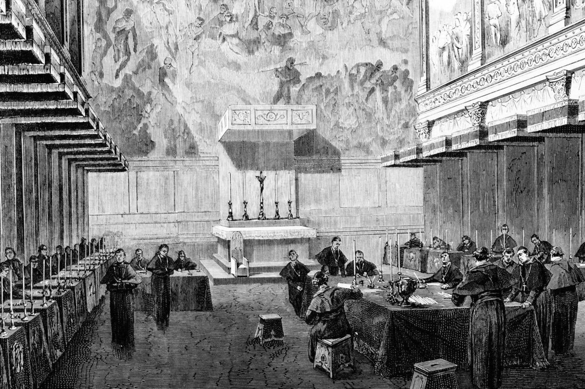 The college of cardinals met for the first time in the newly built Sistine Chapel in 1492.