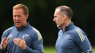 <p>BUSINESS END: Mike Prendergast and Ian Costello at Munster training this week. Pic: INPHO/James Crombie</p>