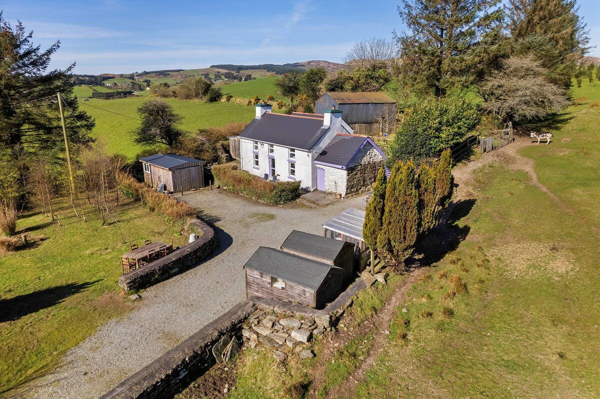 Farm home and barn dances  at Seehanes,  Drimoleague