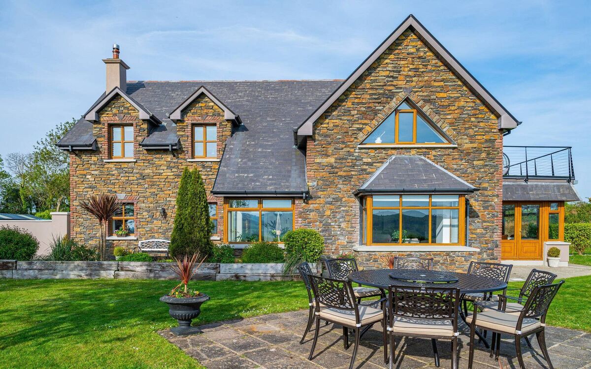 Black Quay House is only 20 years old but has already been brought up to date again after a recent interior revamp