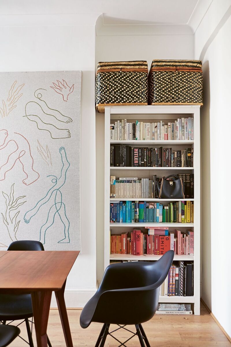 Art and books bring colour and your own personality to a room, especially if you are living with furniture you don’t own. Art and books bring colour and your own personality to a room, especially if you are living with furniture you don’t own.