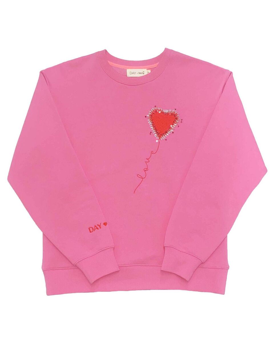 231D LOVE HEART SWEATSHIRT, €119, Day X fee G. 231D LOVE HEART SWEATSHIRT, €119, Day X fee G.