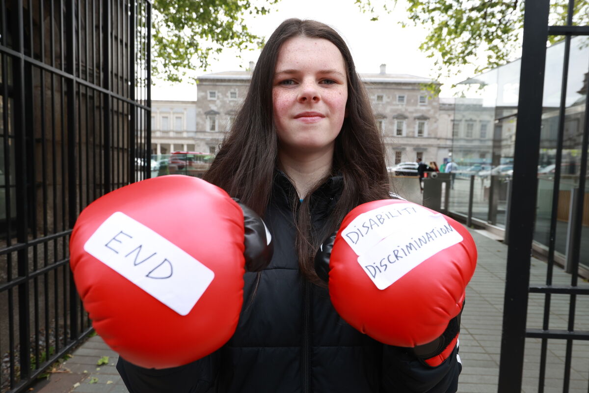 Disability Rights Campaigner Cara Darmody commenced a 50-hour protest outside Leinster House today. Picture: Leah Farrell/© RollingNews.ie
