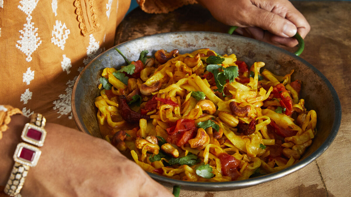 Asma Khan's Shadha Bamdhakopi