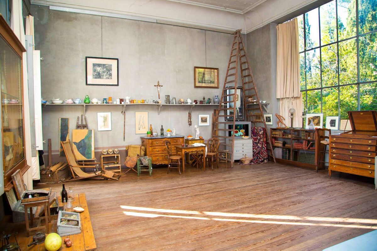 Visitors will also be able to visit the studio he built, the ‘Atelier des Lauves’, after being forced to sell Jas de Bouffan in 1899 to give his sisters their share of their father’s inheritance.
